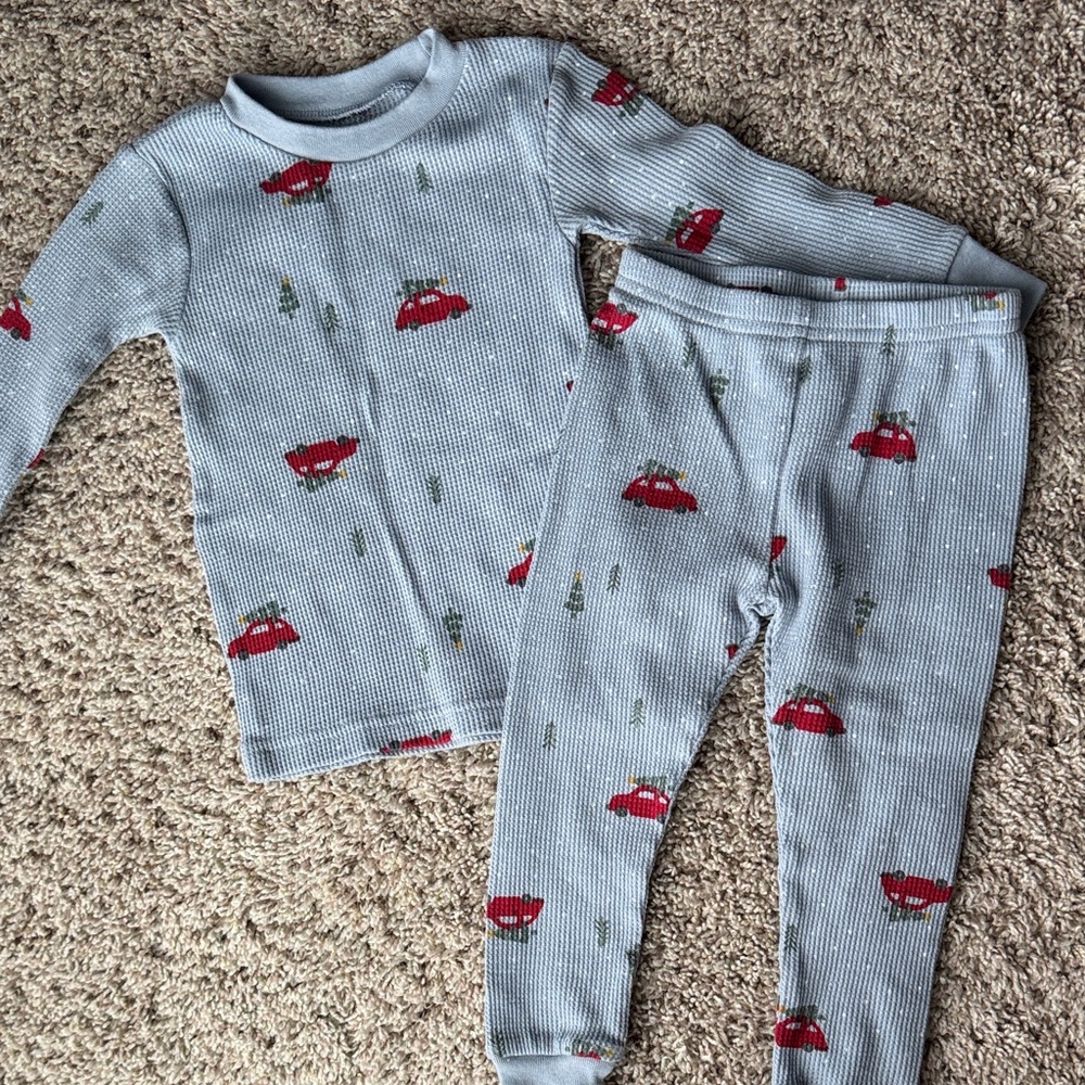 Carter’s Christmas pajama set